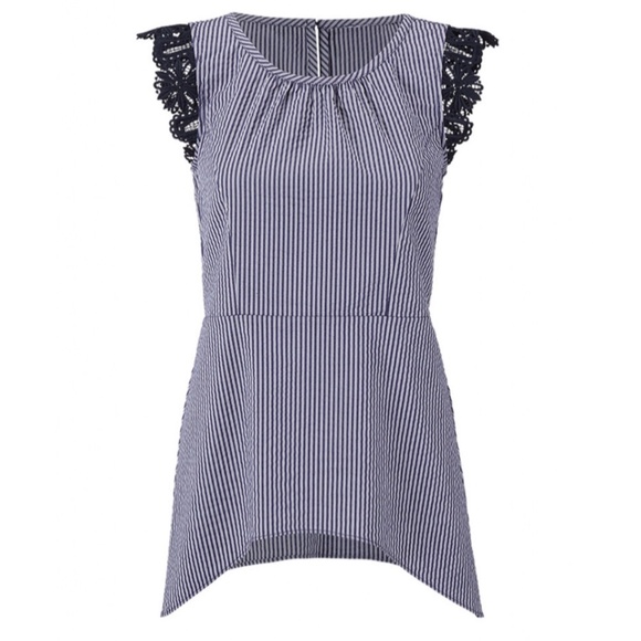 ☀️SUMMER CLEARANCE☀️ CAbi Lace Flutter Top - Picture 1 of 8
